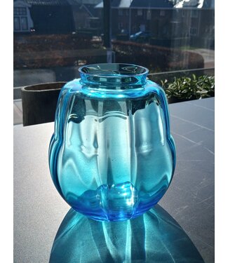 Kristalunie Maastricht - Vaas Alcyon blauw 1933