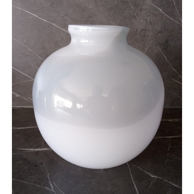 Floris Meydam Serica - Vaas bolvormig grijs en wit 1983