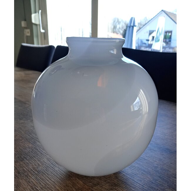 Floris Meydam Serica - Vaas bolvormig grijs en wit 1983