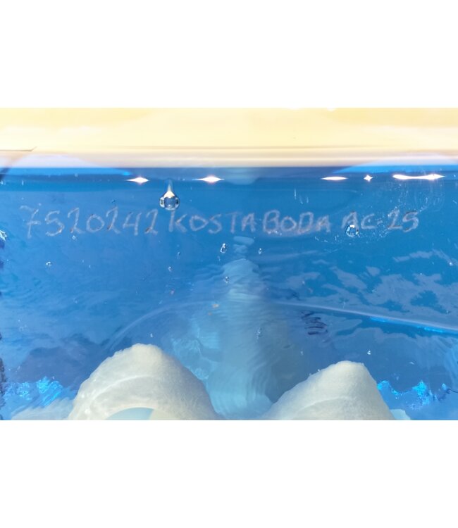 Kosta Boda Bertil Vallien Azur She – Handgemaakt kunstobject uit Zweeds kristal, Gelimiteerde oplage