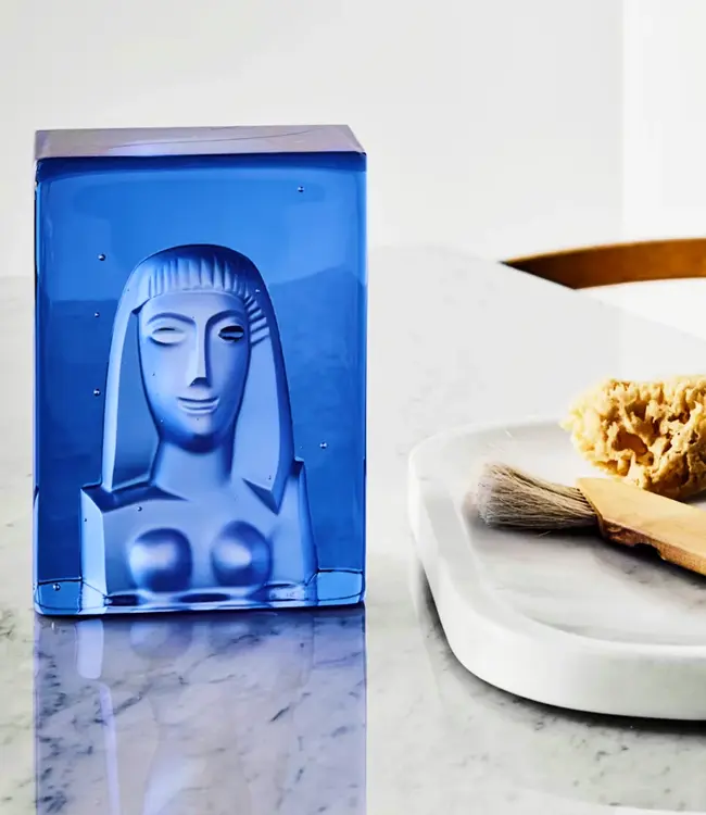 Kosta Boda Bertil Vallien Azur She – Handgemaakt kunstobject uit Zweeds kristal, Gelimiteerde oplage