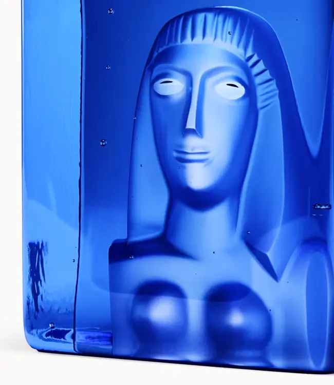 Kosta Boda Bertil Vallien Azur She – Handgemaakt kunstobject uit Zweeds kristal, Gelimiteerde oplage