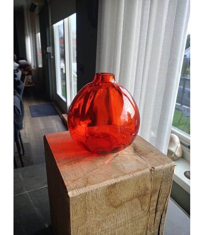 Chris Lanooy - Julianavase 1927