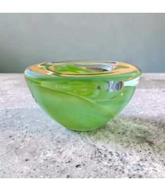 Anna Ehrner Kosta Boda teelichthalter Atoll grün