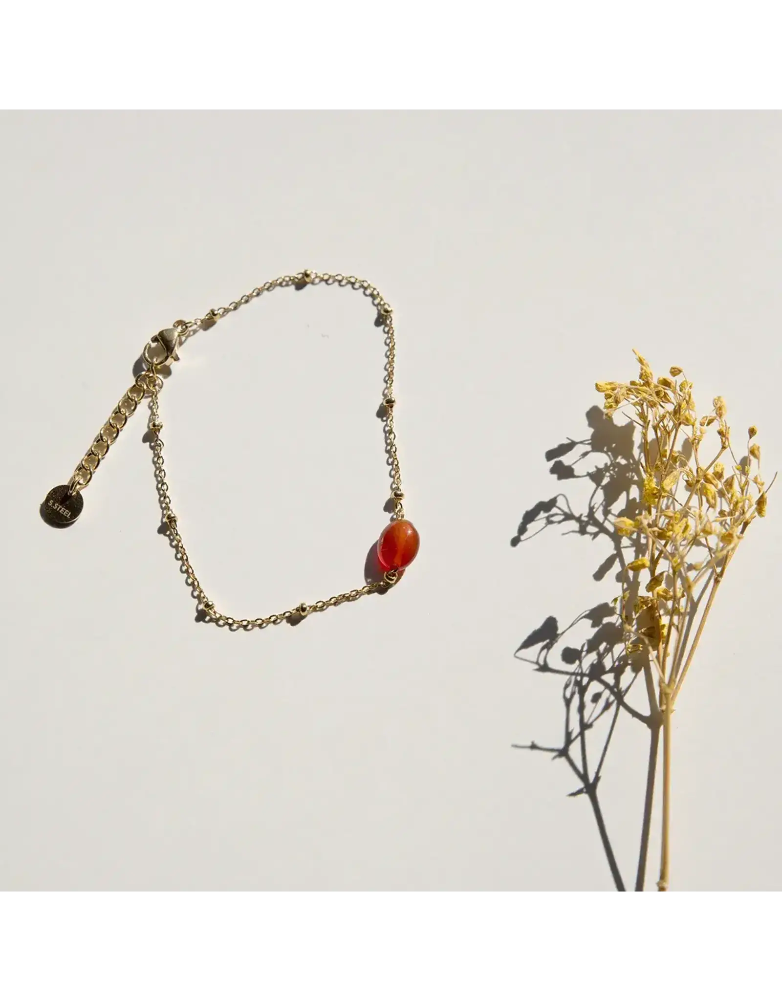 Armband red
