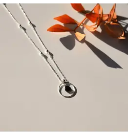 Ketting cirkel black silver