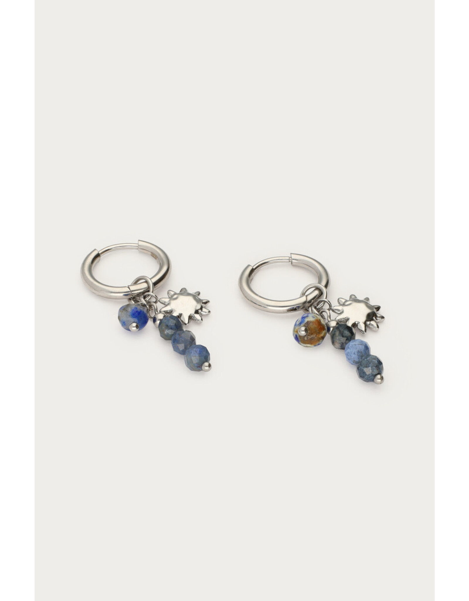 Oorringen zon blauwe kralen zilver