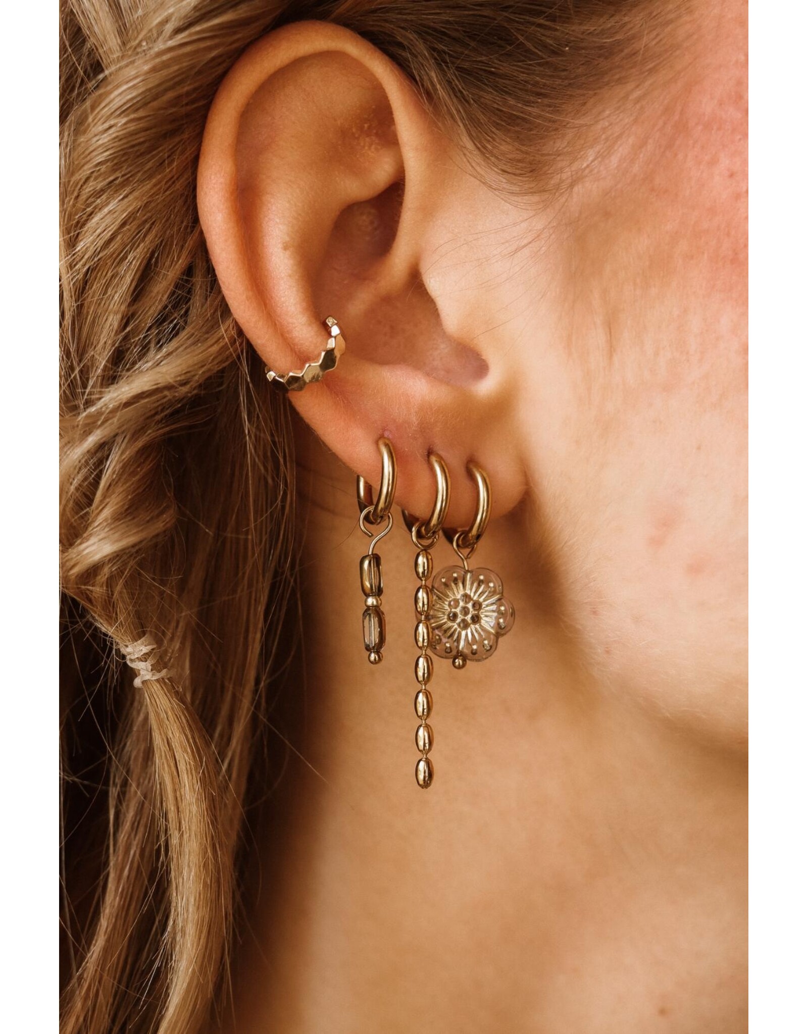 Oorring grey glow 1 stuk