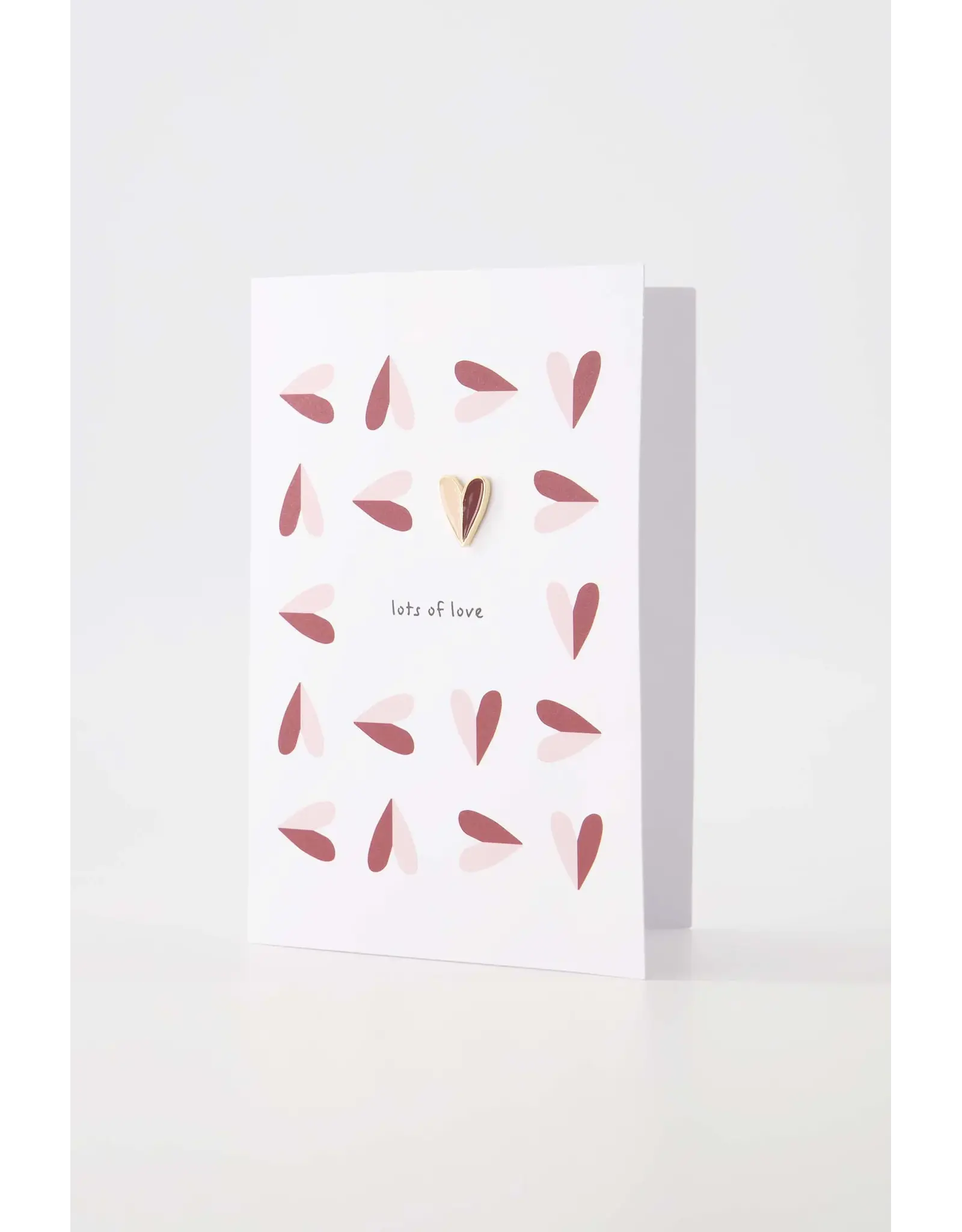 Wenskaart broche Lots of love