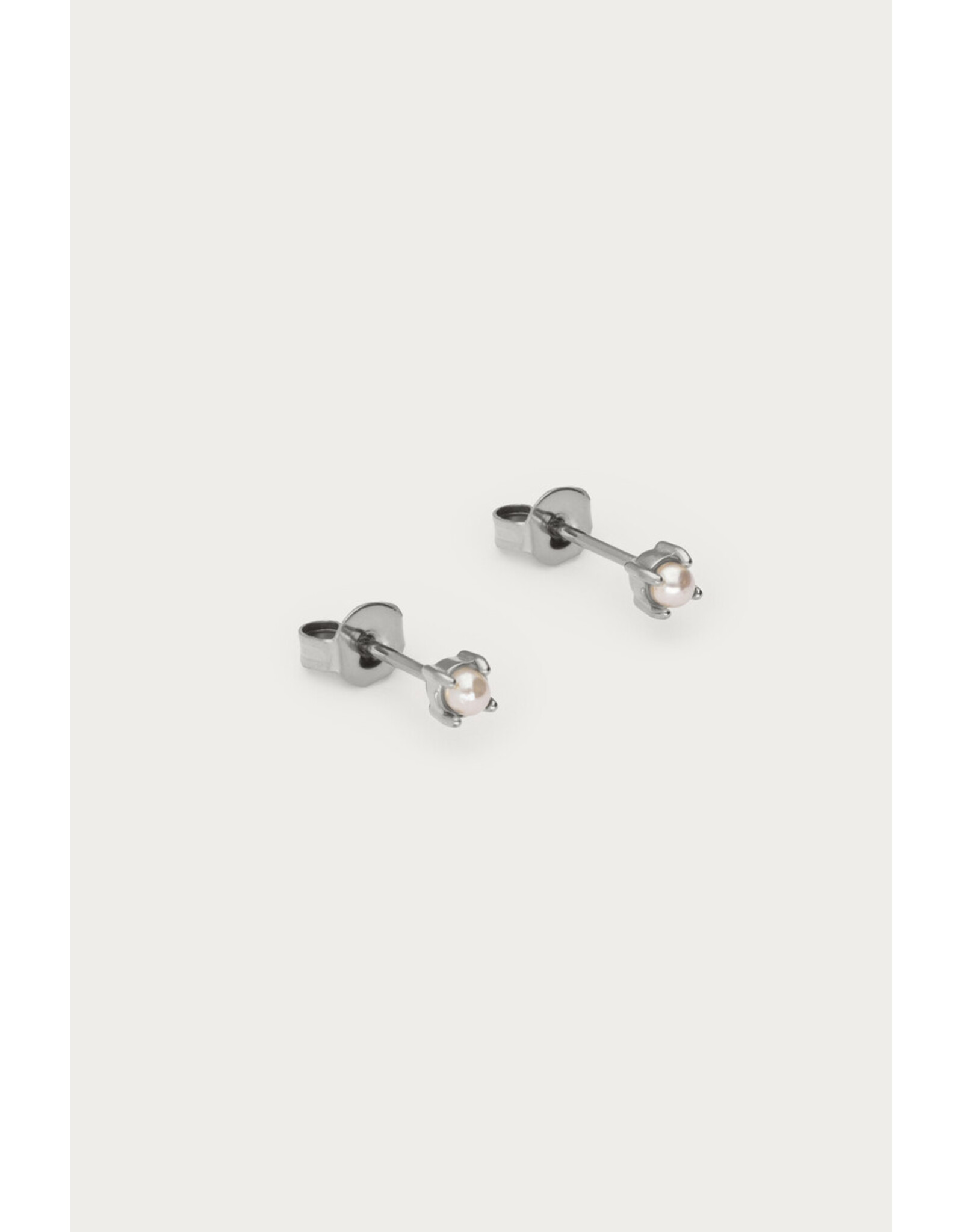 Studs pareltje zilver
