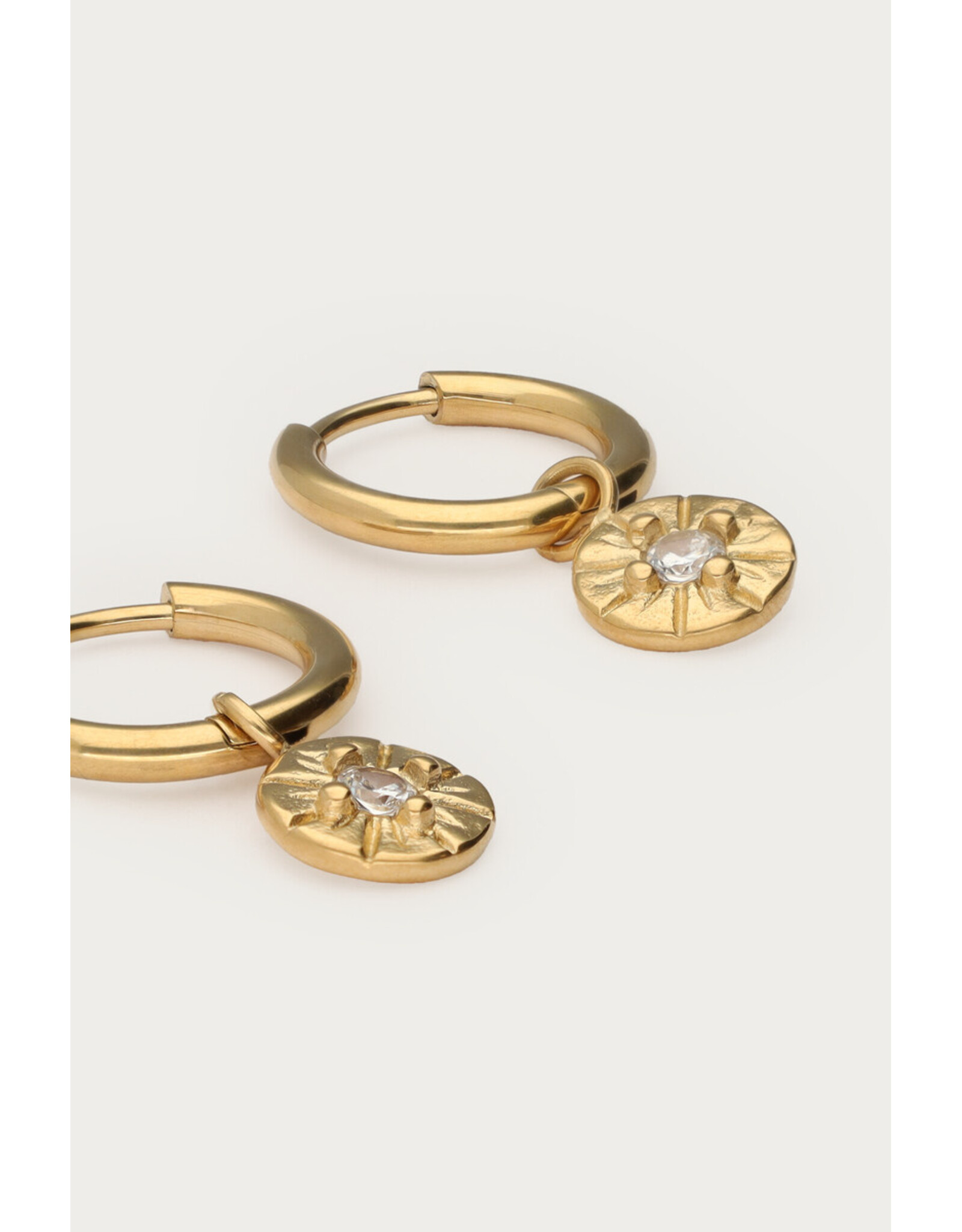 Oorringen cirkel strass