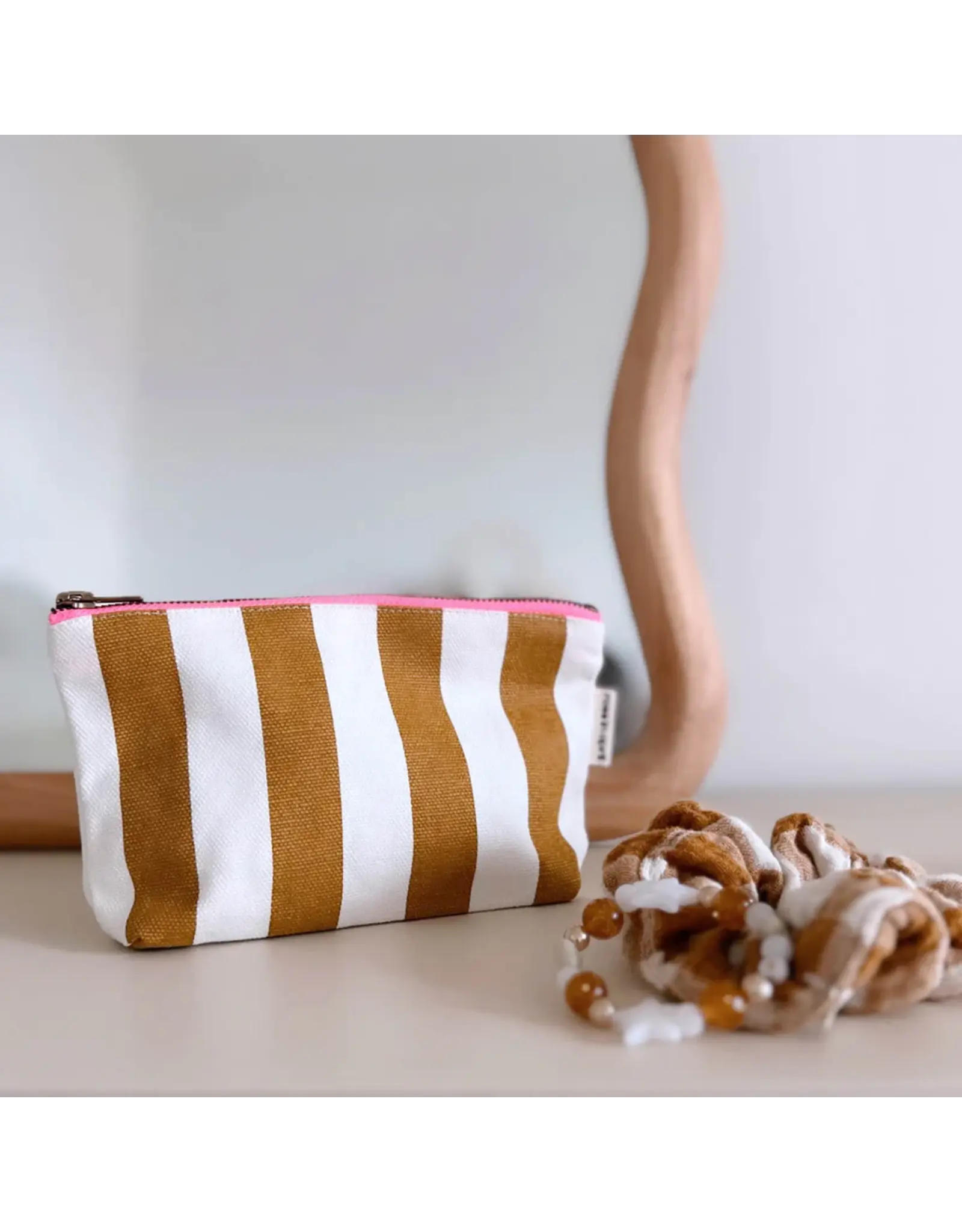 Make-up tasje Caramel/ecru streep