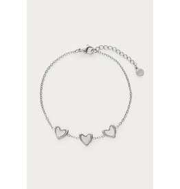 Armband hartjes parelmoer zilver