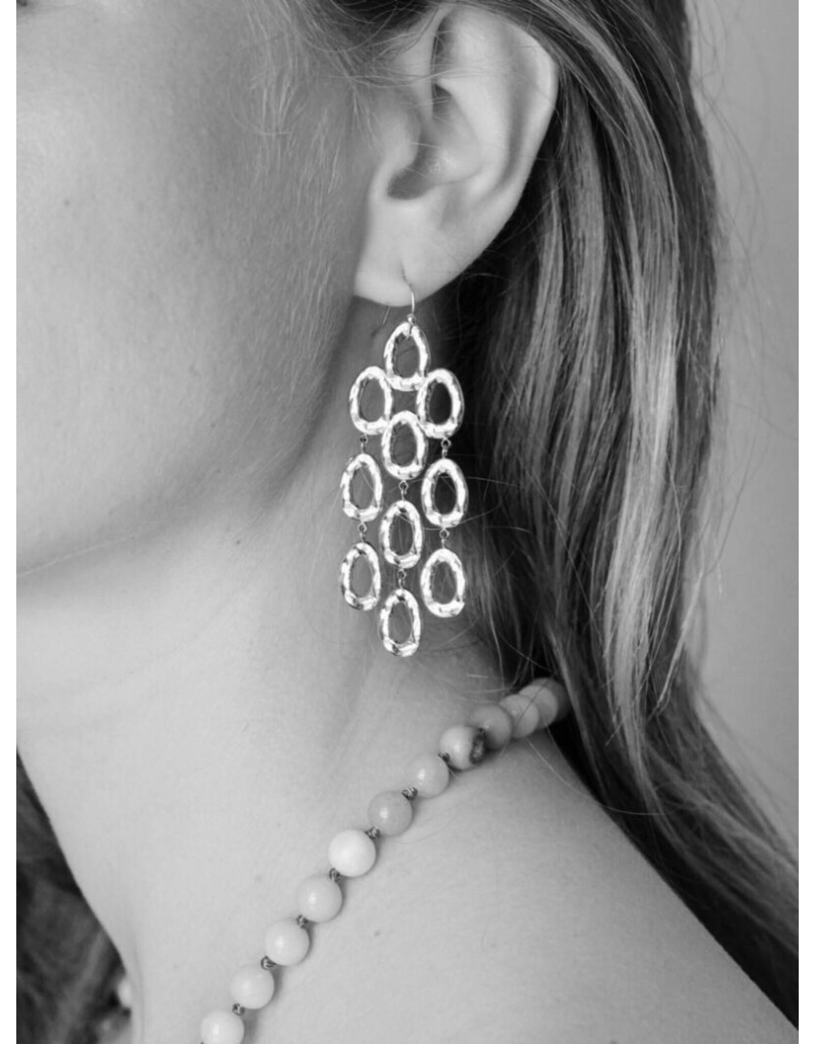 Lange oorbellen organisch zilver