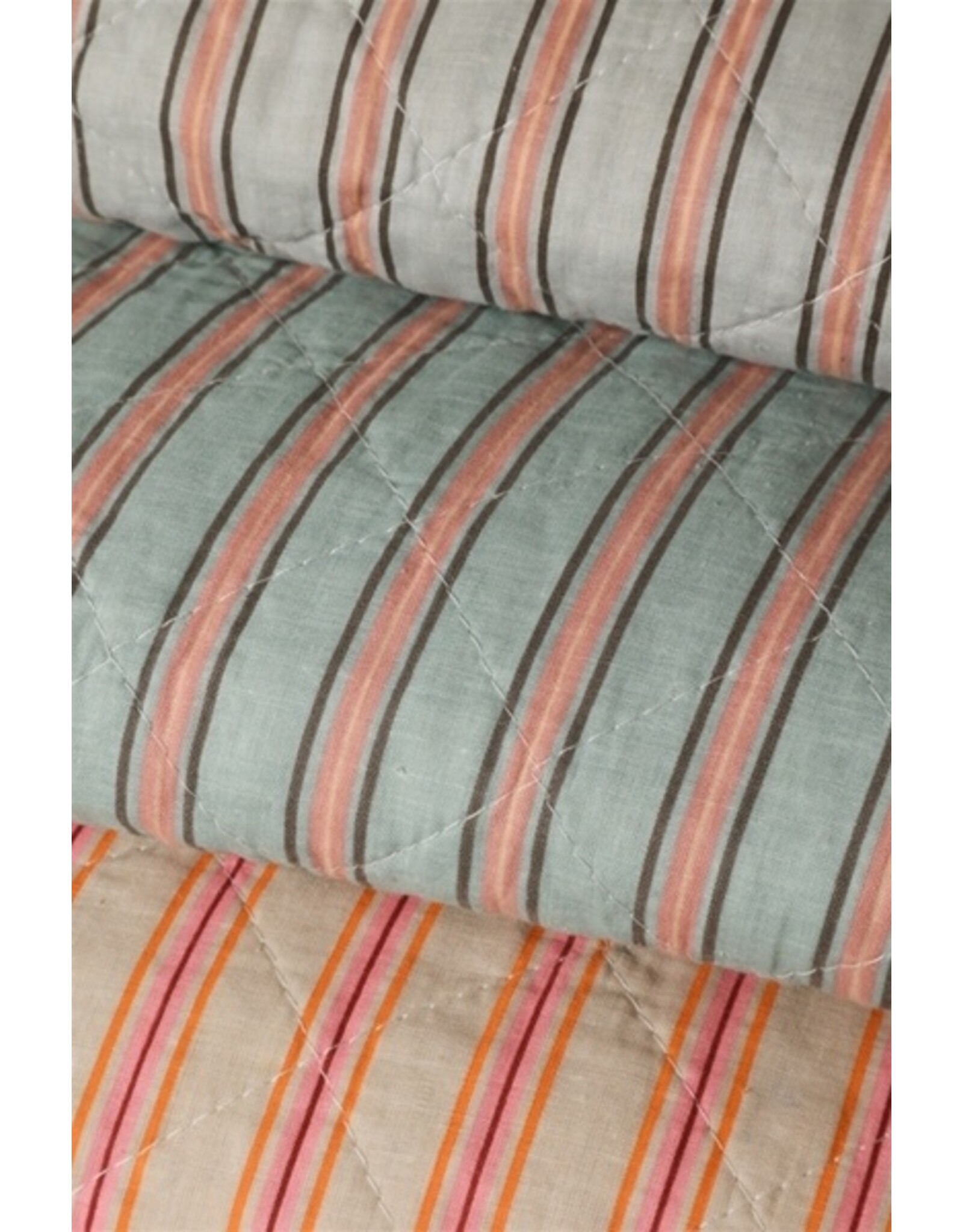 Quilt sand-pink 180cm