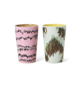 Set 2 Tea mugs baroque