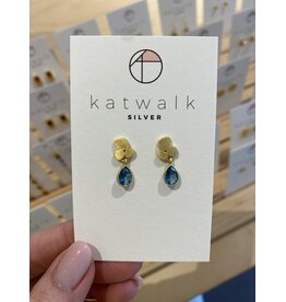 Oorstekers bloem blauw goud