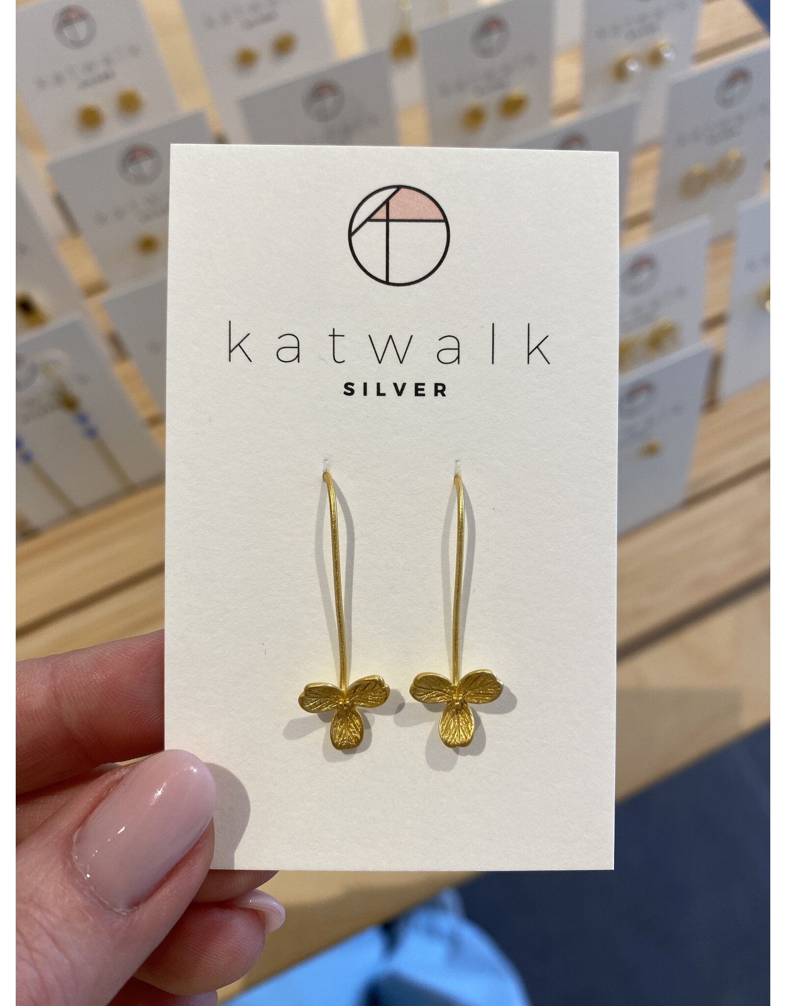 Oorhangers bloem goud