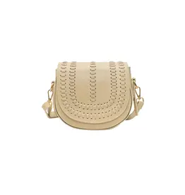 Crossbody beige detail
