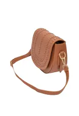 Crossbody cognac detail