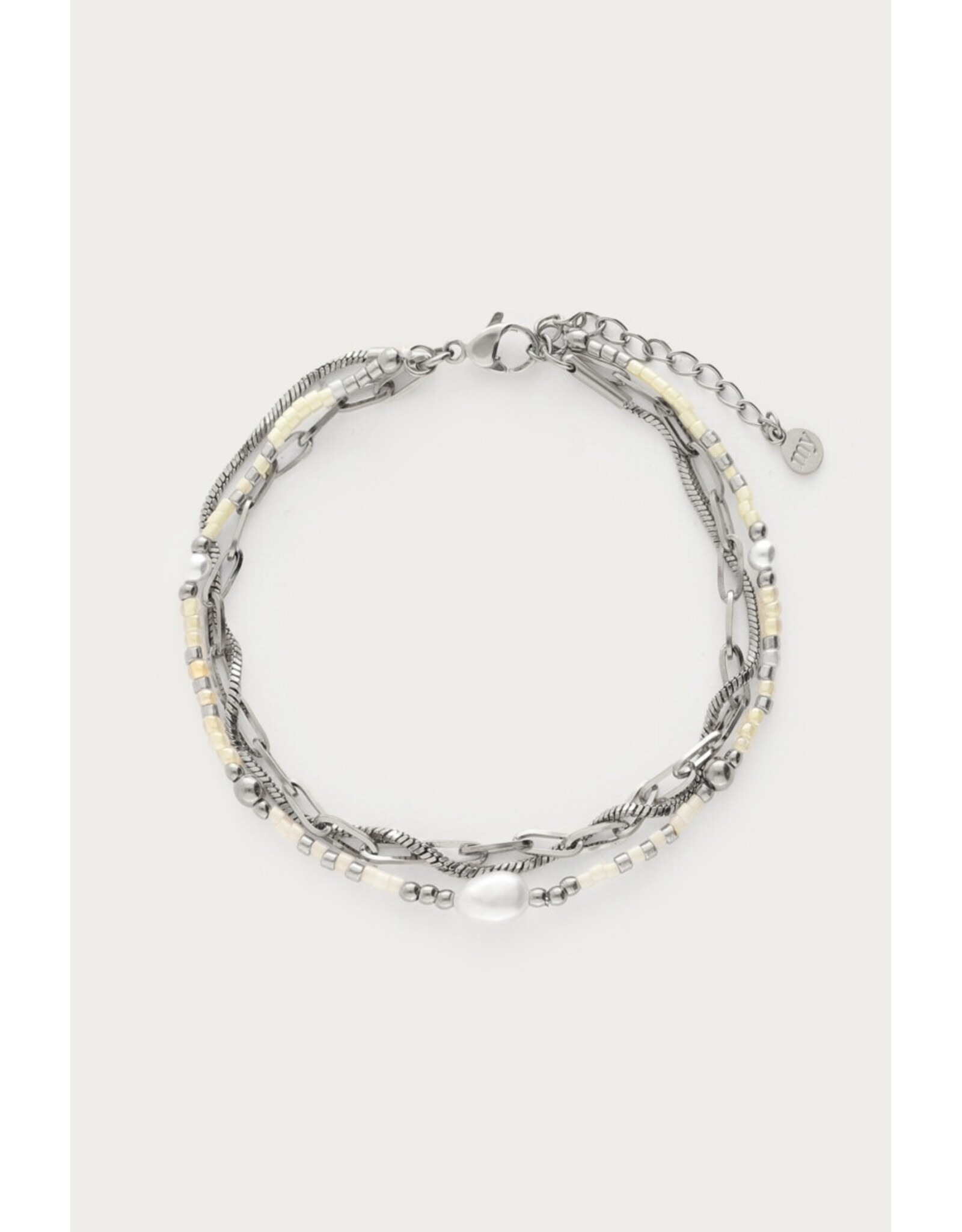 Dubbele armband kralen en zoetwaterparels zilver
