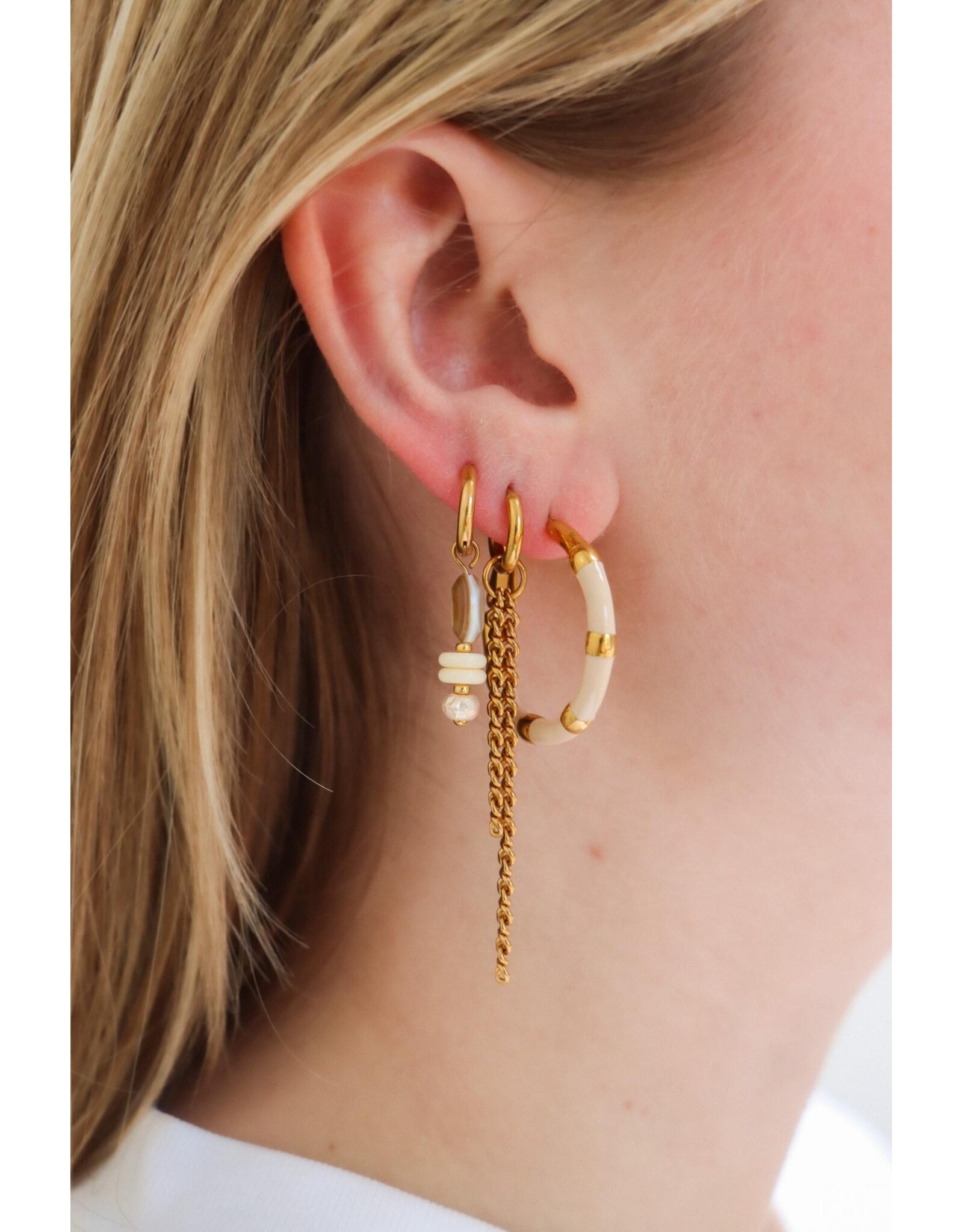 Oorringen hoops beige