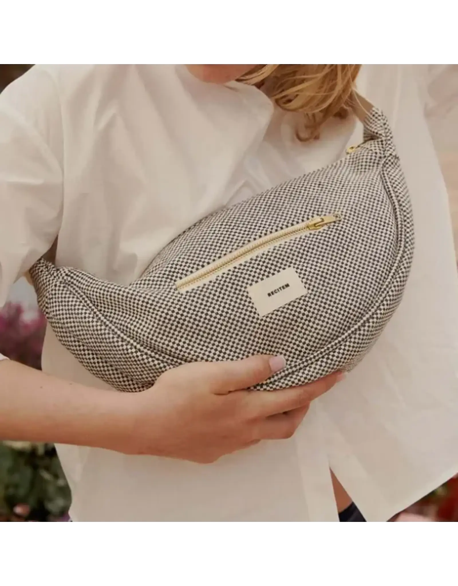 Crossbody charlie