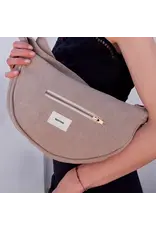 Crossbody arthur