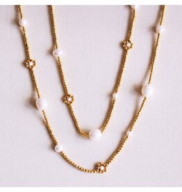 Lange ketting bloemen parels