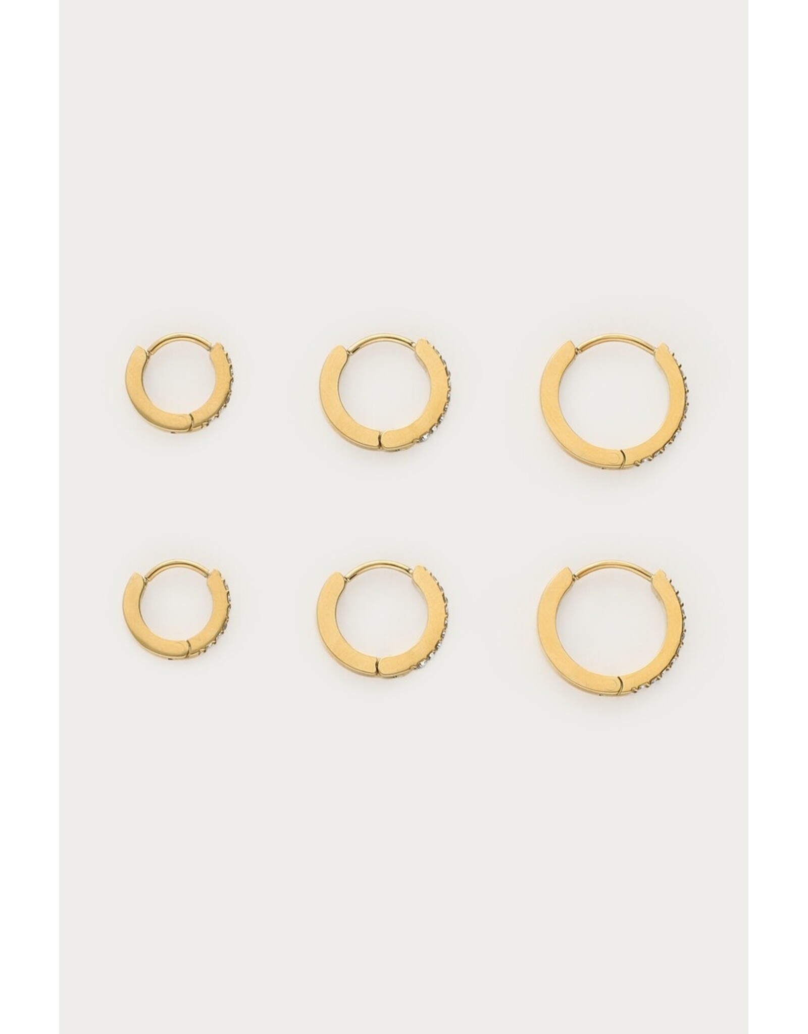Set oorbellen rond strass