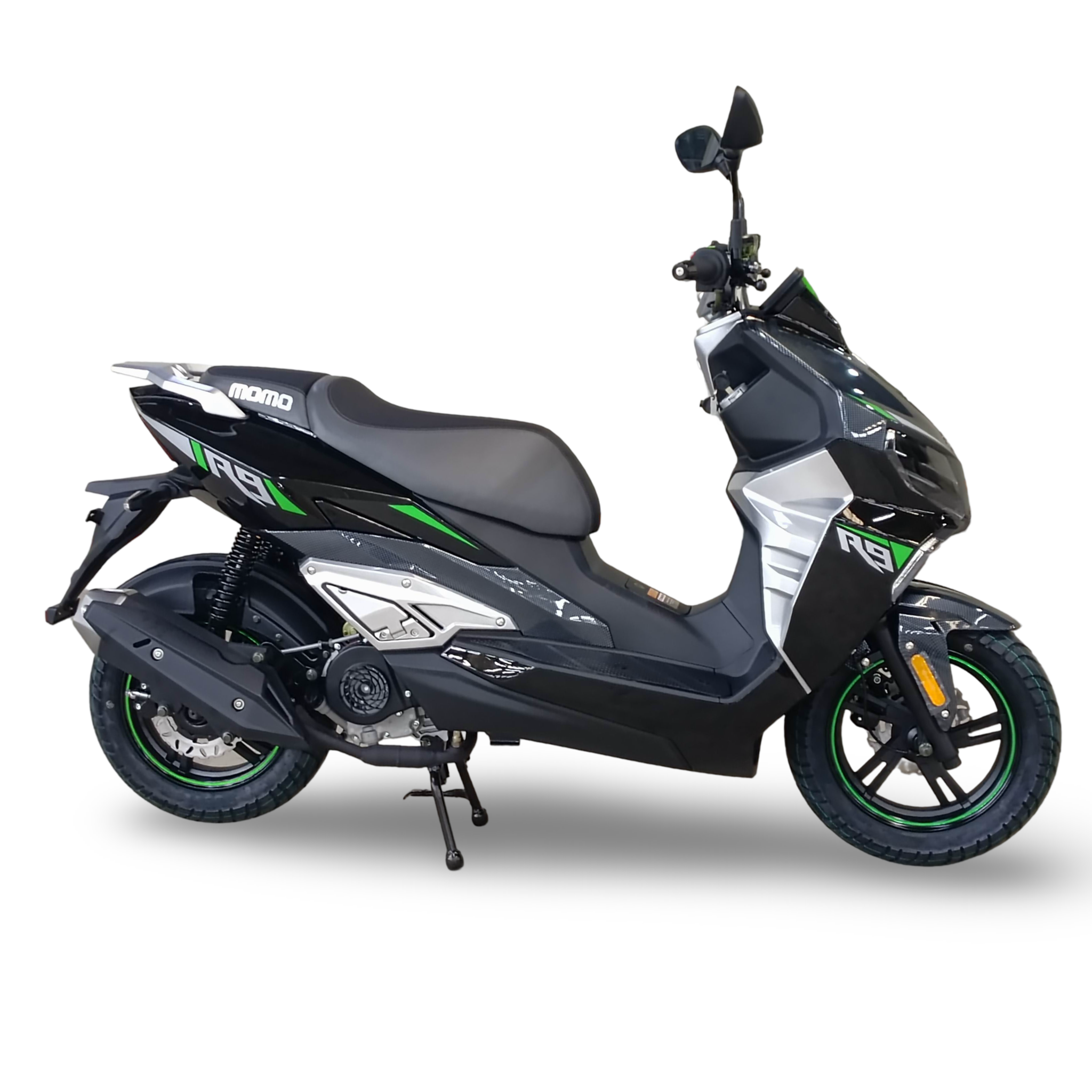 Momo MOMO R9 Sport Black Carbon