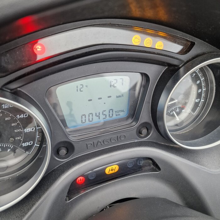 Piaggio Mp3 300 Sport