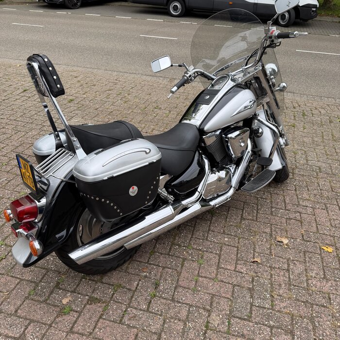 Suzuki 1500 Intruder LC