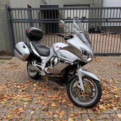 MOTO-GUZZI NORGE 850