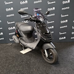 Piaggio Zip snorscooter