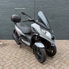 Piaggio MP3 Motorscooter