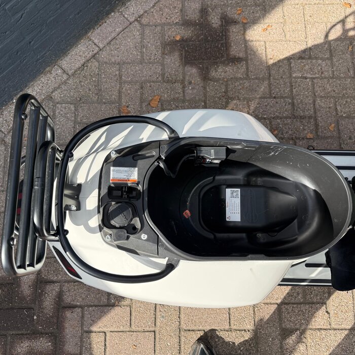 Piaggio Vespa Motorscooter
