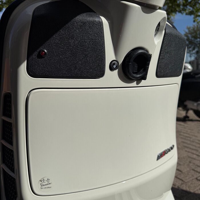 Piaggio Vespa Motorscooter