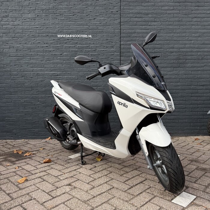 Aprilia SXR bromscooter
