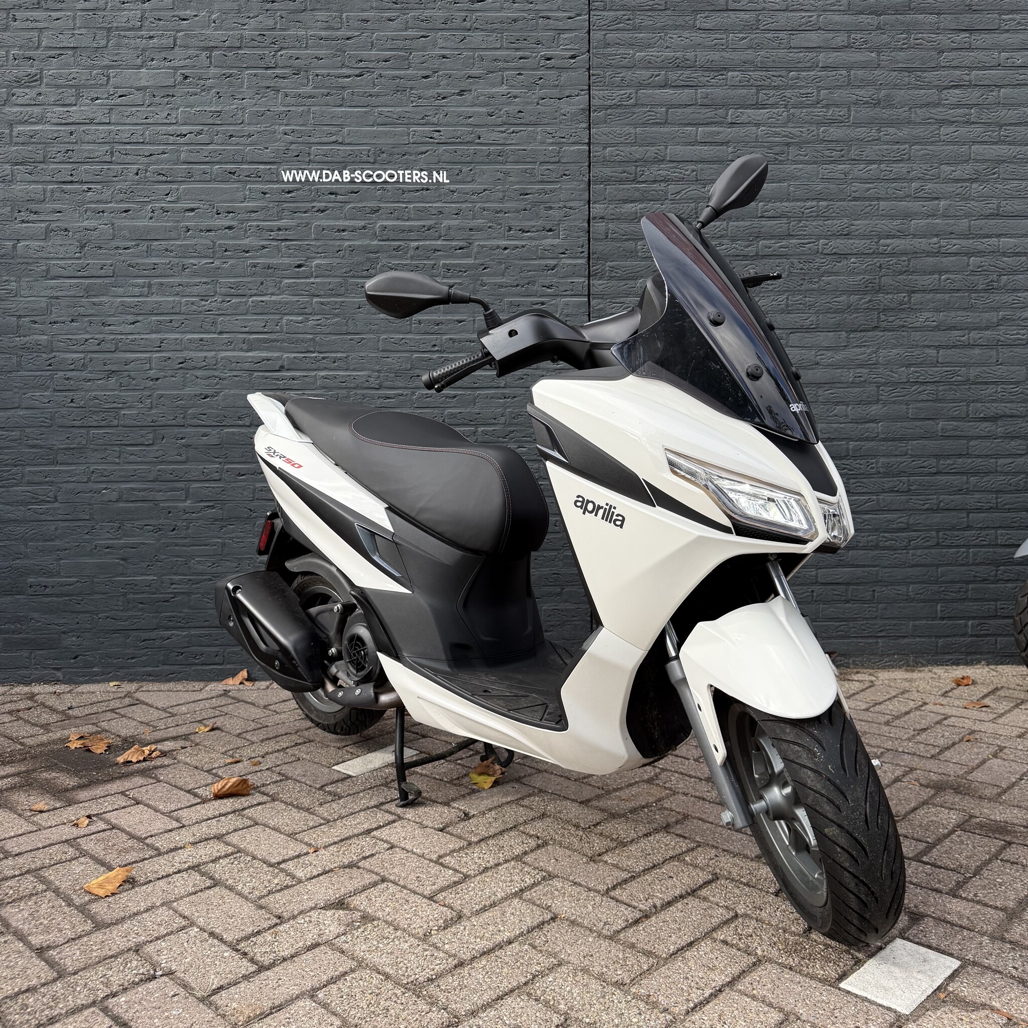 Aprilia SXR bromscooter