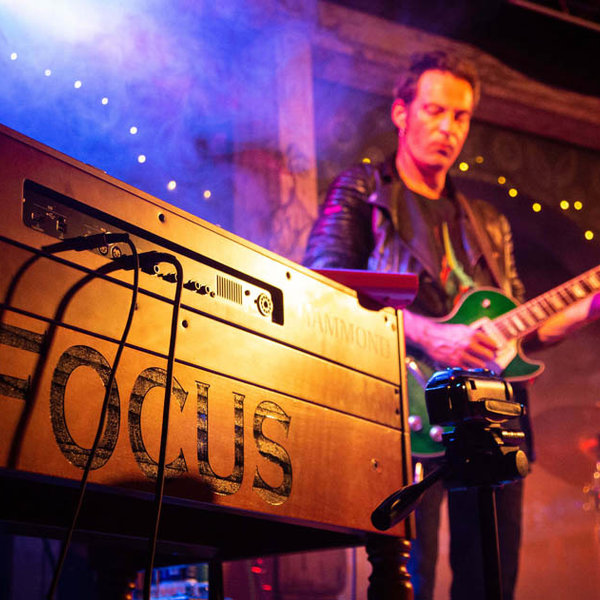 Photo/Video Gallery Focus