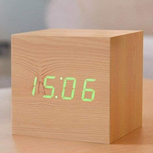 Level 1 Accessories Cube Beech Click Clock / Green LED