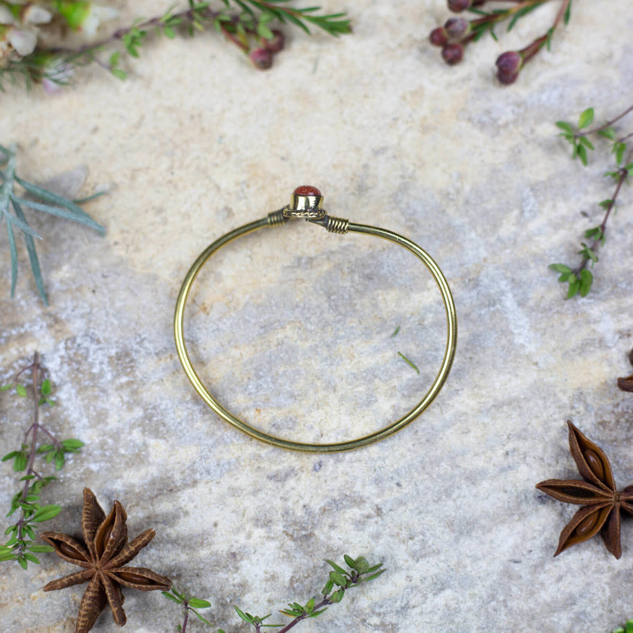 Lotus Leaf & Brown Sparkly Stone Bracelet