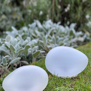 Solar Glass Pebble Small