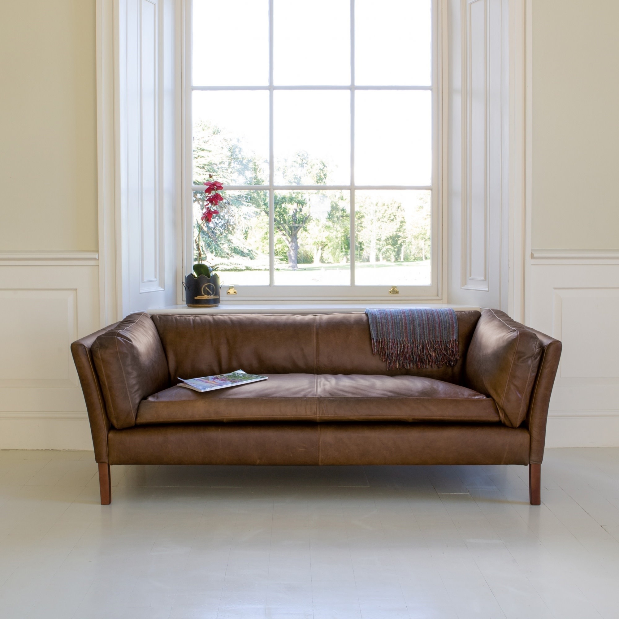 Geneva 2 Seater Leather Sofa Trading