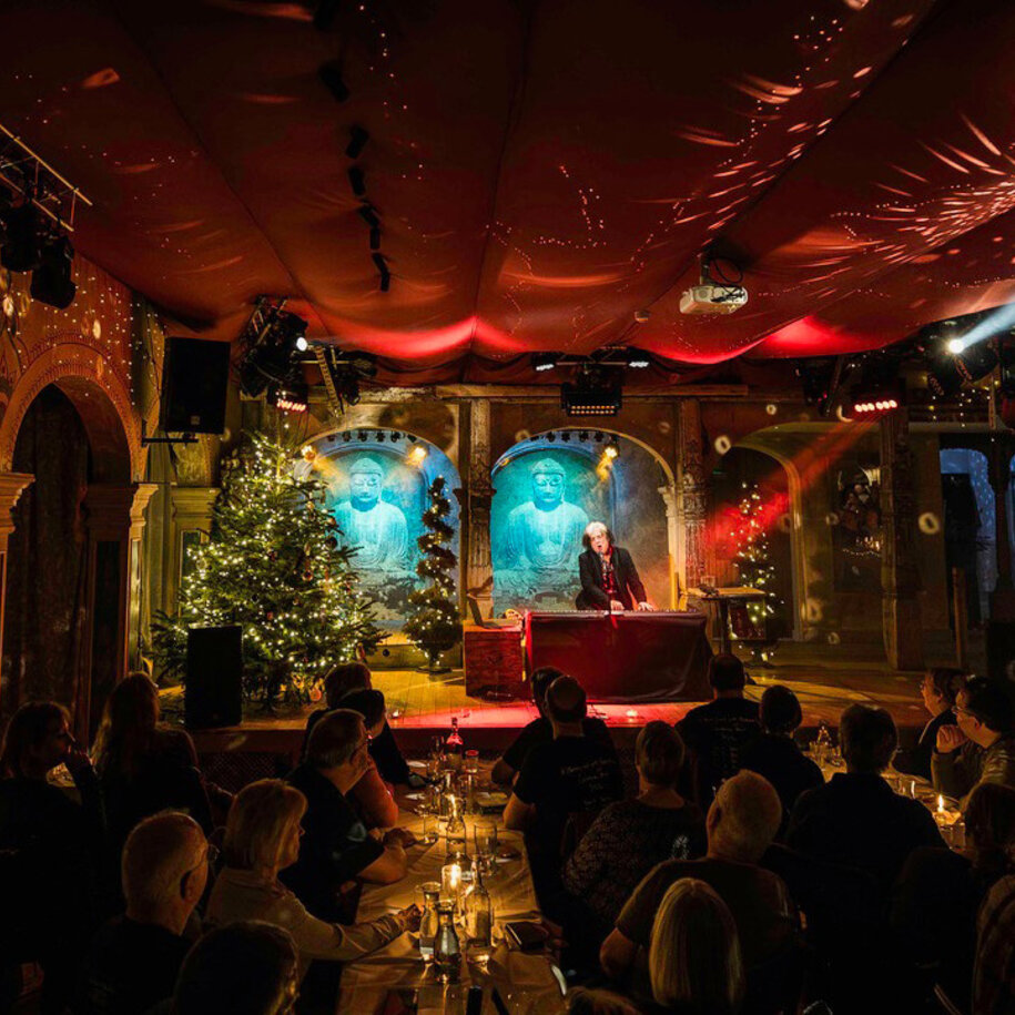 h Natural Steve Hogarth Christmas Concert