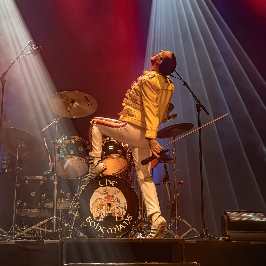 Queen performed by The Bohemians
