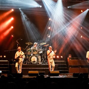 Queen performed by The Bohemians