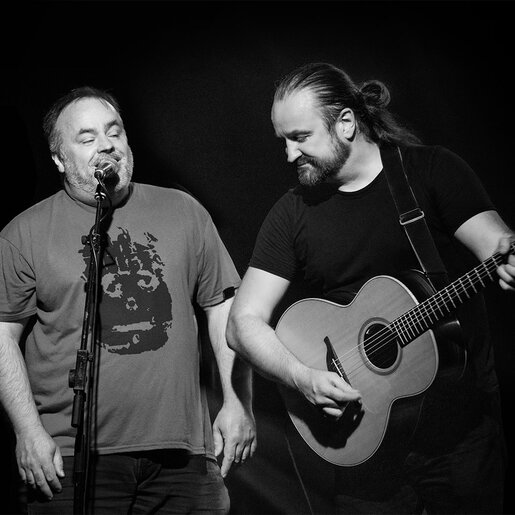 Live Music Damian & Paul Jude Wilson