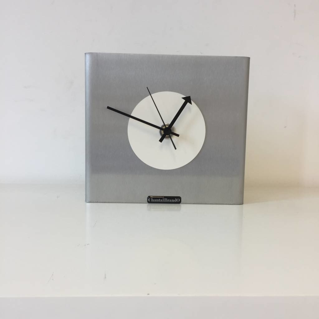 Klokkendiscounter Design - Table clock Nike White Circle